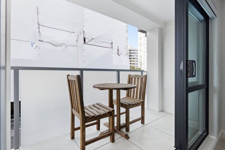 Photo of property in 6 Adams Avenue, Mount Maunganui, 3116