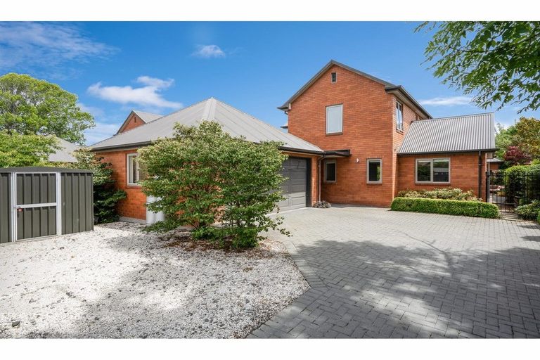 Photo of property in 109 Innes Road, St Albans, Christchurch, 8052