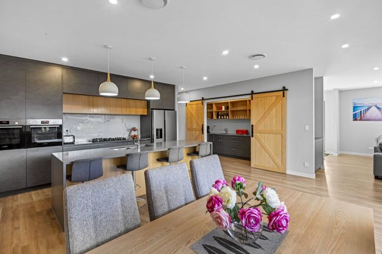 Photo of property in 61 Symes Drive, Red Beach, 0932