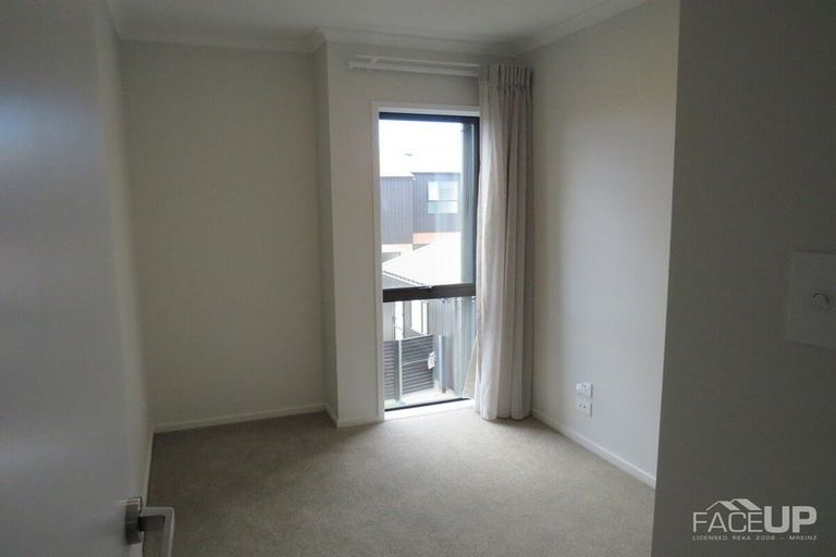 Photo of property in 80 Nugget Avenue, Hobsonville, Auckland, 0616