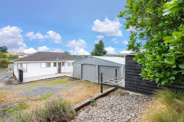 Photo of property in 16 Kellett Road, Ranui, Auckland, 0612