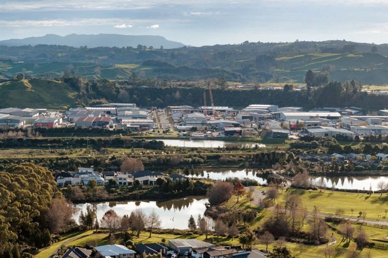 Photo of property in 40 Broadwater Close, Pyes Pa, Tauranga, 3112