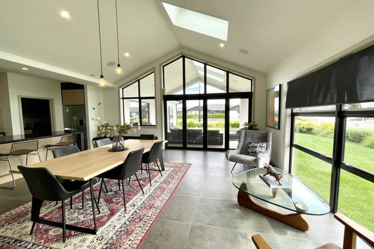 Photo of property in 2 Harrison Close, Cambridge, 3434