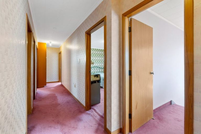 Photo of property in 97 Easther Crescent, Kew, Dunedin, 9012