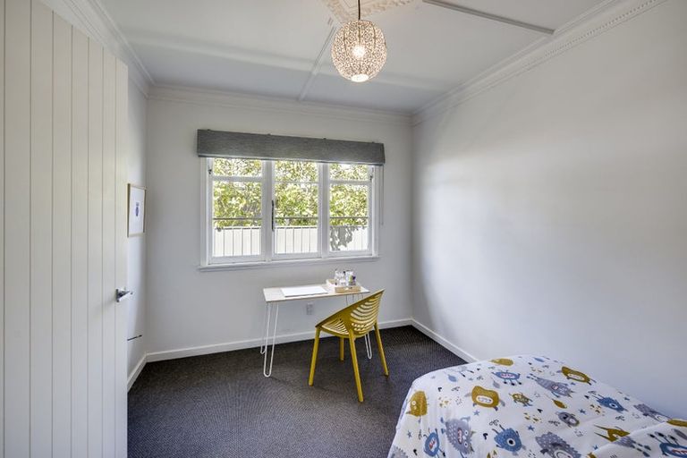 Photo of property in 3 Saint Andrews Road, Havelock North, 4130