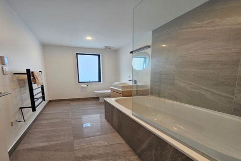 Photo of property in 4b Regent Street, Newtown, Wellington, 6021