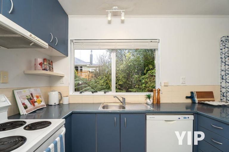 Photo of property in 70 Chesterton Street, Johnsonville, Wellington, 6037
