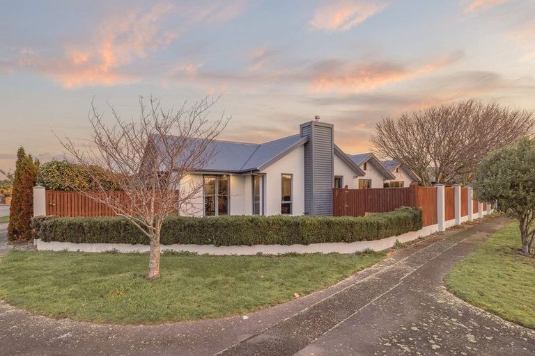 Photo of property in 5 Excalibur Place, Burwood, Christchurch, 8083