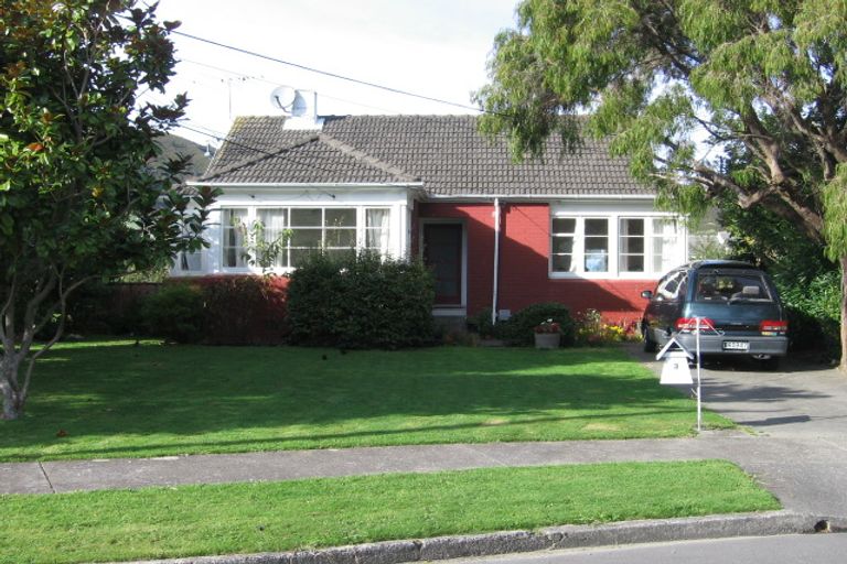 Photo of property in 3 Bryant Grove, Taita, Lower Hutt, 5011