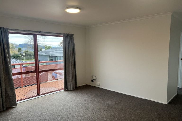 Photo of property in 10b Willow Avenue, Hannahs Bay, Rotorua, 3010
