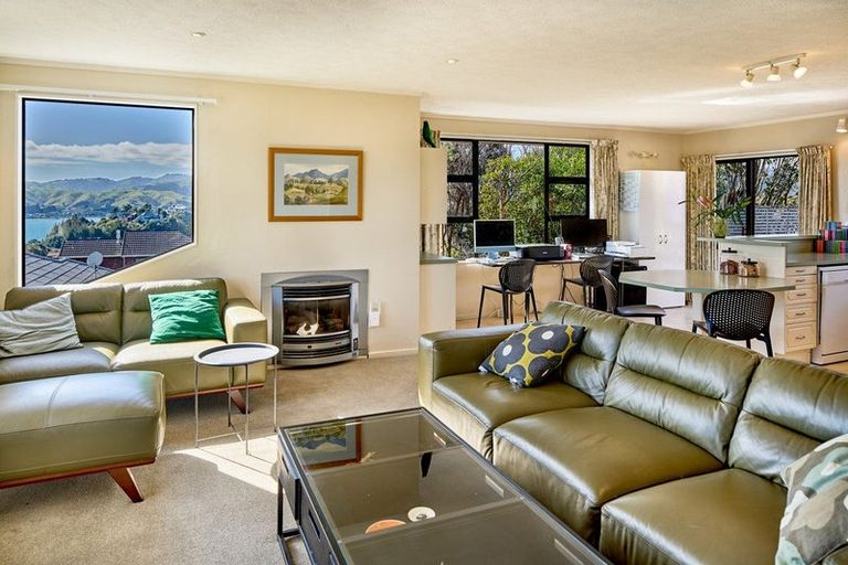 Photo of property in 1 The Top Gallant, Whitby, Porirua, 5024