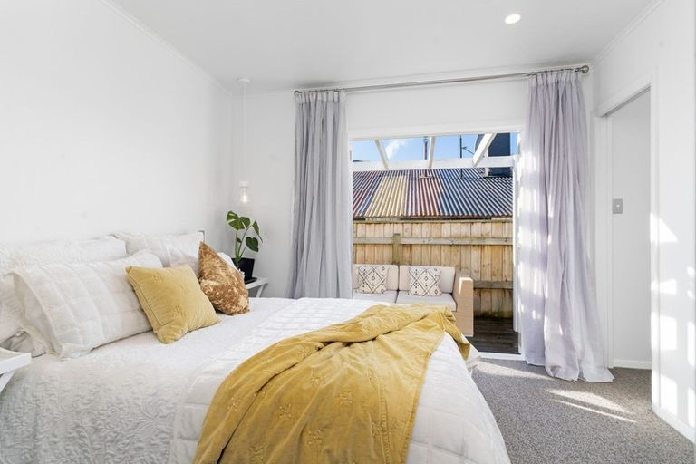 Photo of property in 36 Kempton Street, Greytown, 5712