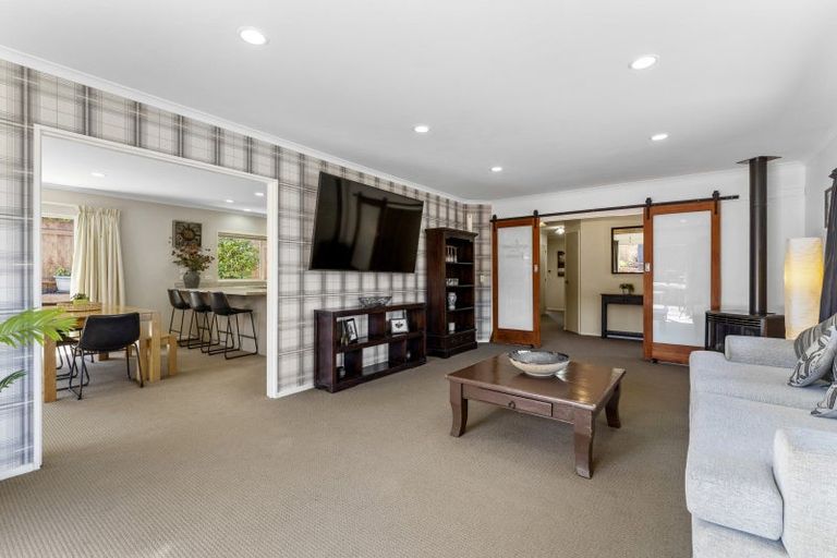 Photo of property in 15 Fytfield Place, Paraparaumu, 5032