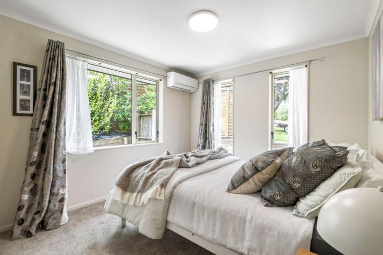 Photo of property in 15 Rangi Avenue, Schnapper Rock, Auckland, 0632