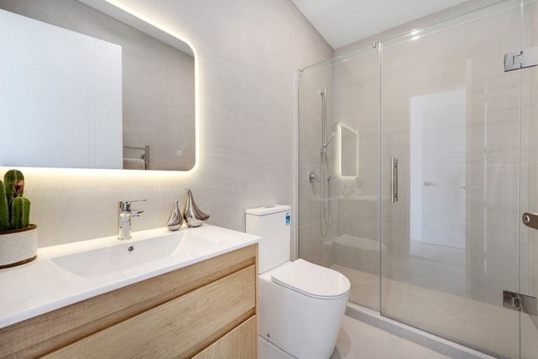 Photo of property in 8 Clementine Place, Bucklands Beach, Auckland, 2014