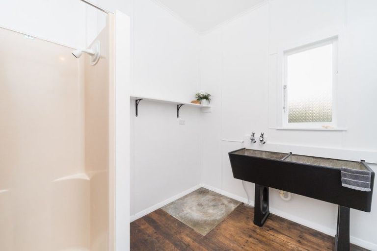 Photo of property in 55 Lyndhurst Street, Takaro, Palmerston North, 4412