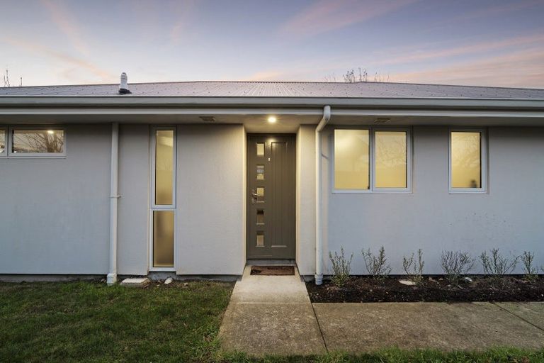 Photo of property in 8a Norwich Street, Linwood, Christchurch, 8062