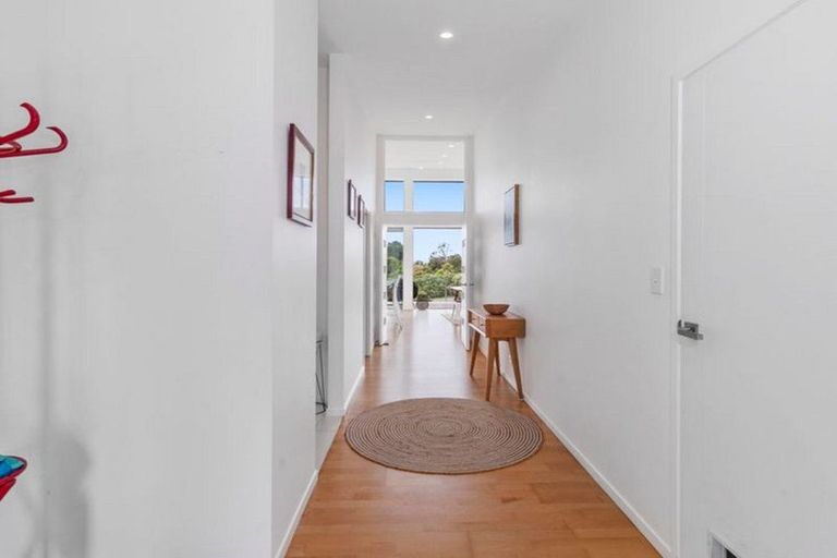 Photo of property in 1171 Whangaparaoa Road, Gulf Harbour, Whangaparaoa, 0930