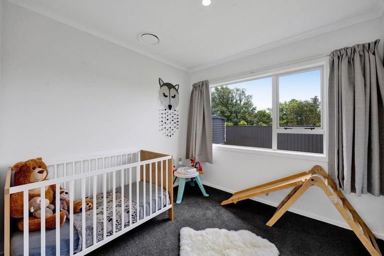 Photo of property in 423 Cardiff Road, Pembroke, Stratford, 4391