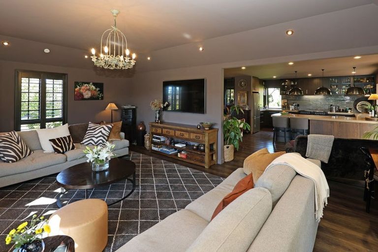 Photo of property in 25 Grove Avenue, Weston, Oamaru, 9401