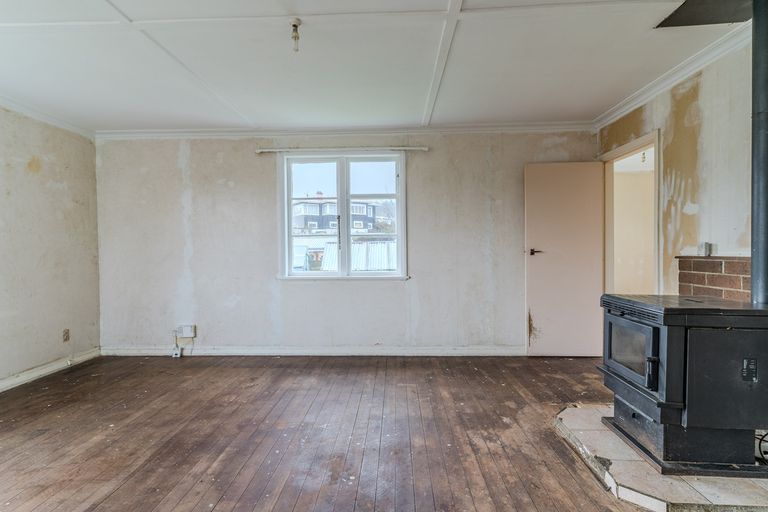 Photo of property in 44 Brighton Road, Green Island, Dunedin, 9018