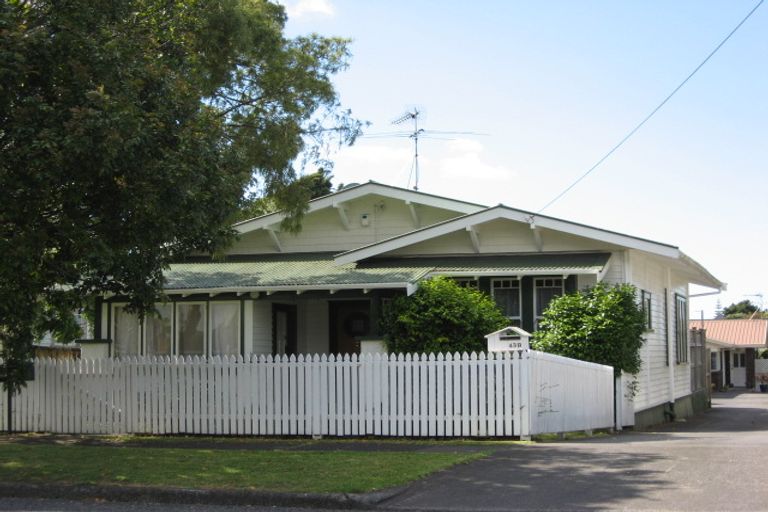 Photo of property in 43a Hall Street, Pukekohe, 2120