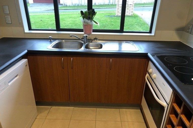 Photo of property in 26a Kinleith Way, Albany, Auckland, 0632