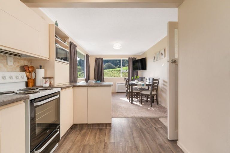 Photo of property in 61 Elwyn Crescent, Green Island, Dunedin, 9018