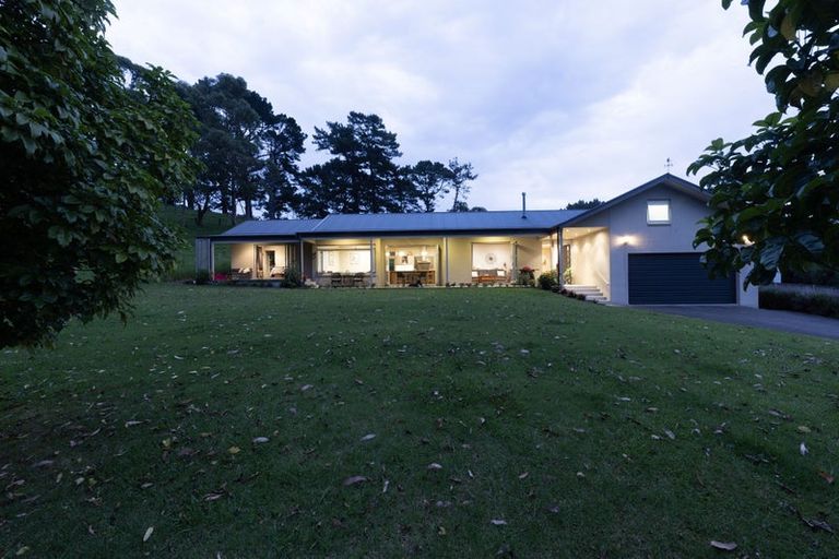 Photo of property in 589 Inland Road, Helensville, 0875