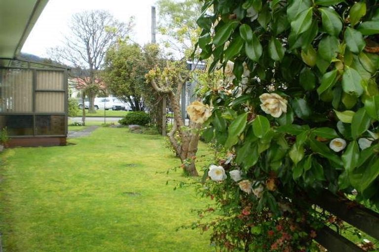 Photo of property in 2 Lucas Street, Reefton, 7830