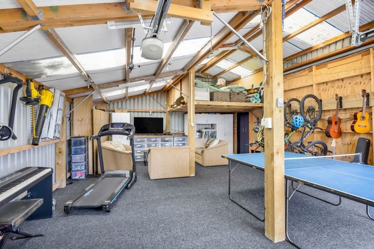 Photo of property in 104 Pitt Road, Hillsborough, New Plymouth, 4372