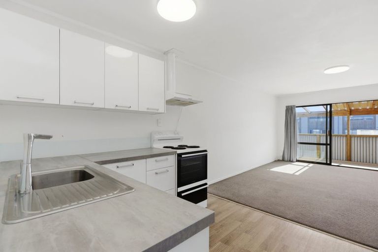 Photo of property in 2/57 Tawa Street, Mount Maunganui, 3116