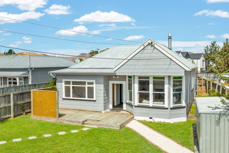 Photo of property in 12 Wellington Street, Phillipstown, Christchurch, 8011