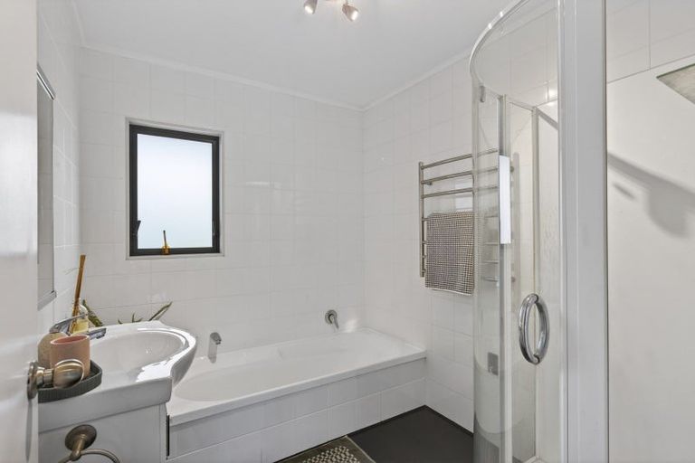 Photo of property in 529 Frankley Road, Hurworth, New Plymouth, 4371
