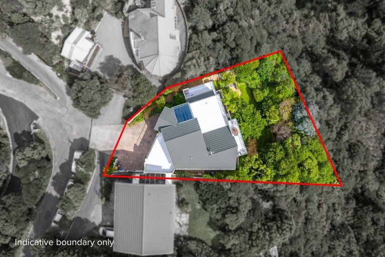 Photo of property in 69 Howard Road, Point Howard, Lower Hutt, 5013