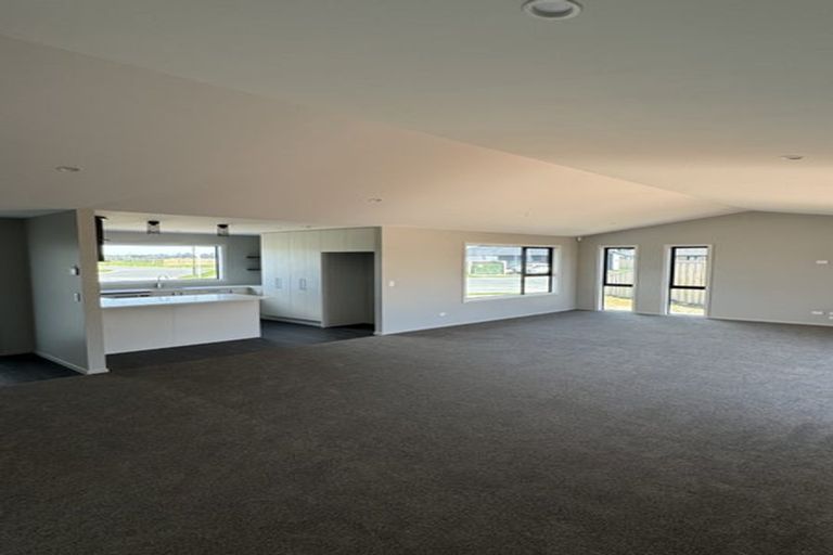 Photo of property in 59 Skibbereen Drive, Halswell, 8025