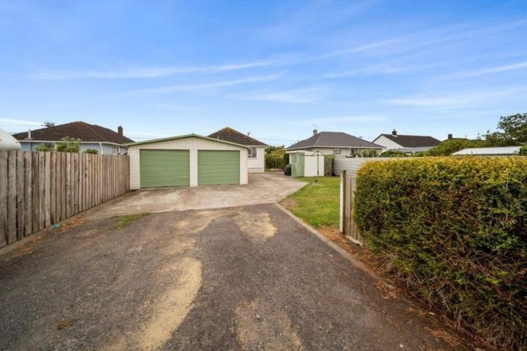Photo of property in 285 South Road, Hawera, 4610