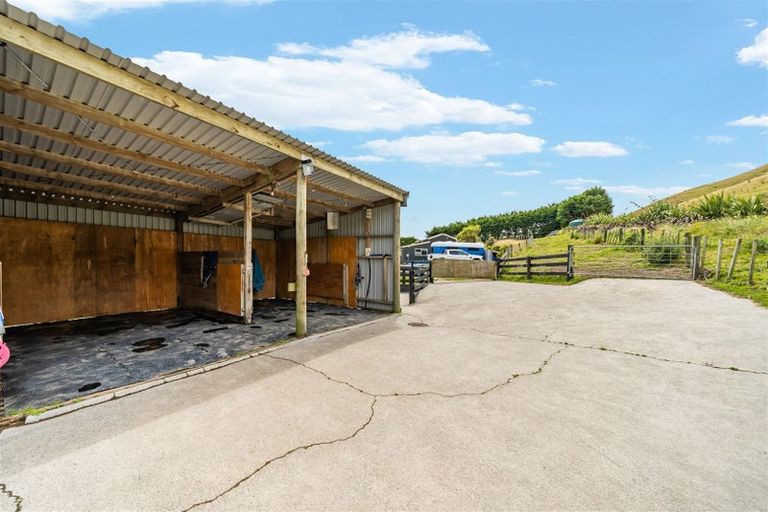 Photo of property in 830 Ohariu Valley Road, Ohariu, Wellington, 6037