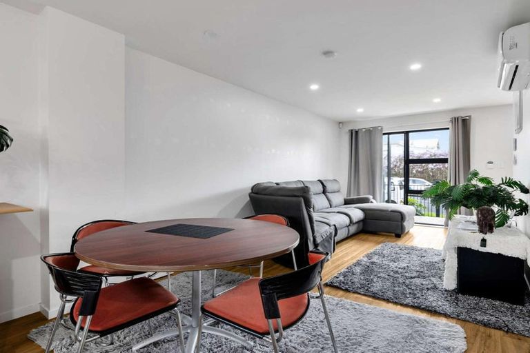 Photo of property in 1d Churchill Avenue, Manurewa, Auckland, 2102