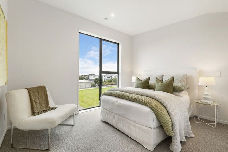 Photo of property in 69 Bearing Parade, Long Bay, Auckland, 0630