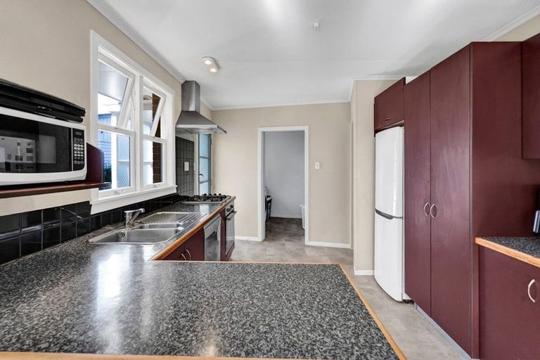 Photo of property in 17 Hua Street, Bell Block, New Plymouth, 4312