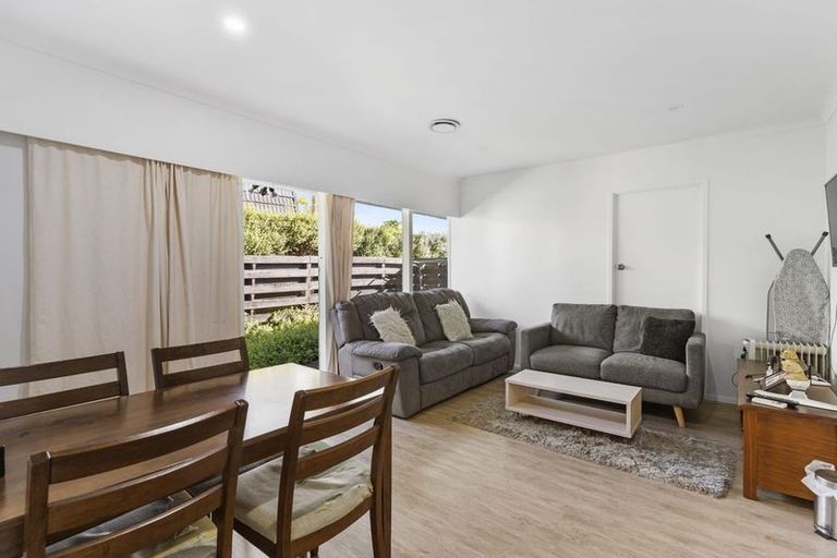 Photo of property in 3/24 Central Avenue, Papatoetoe, Auckland, 2025