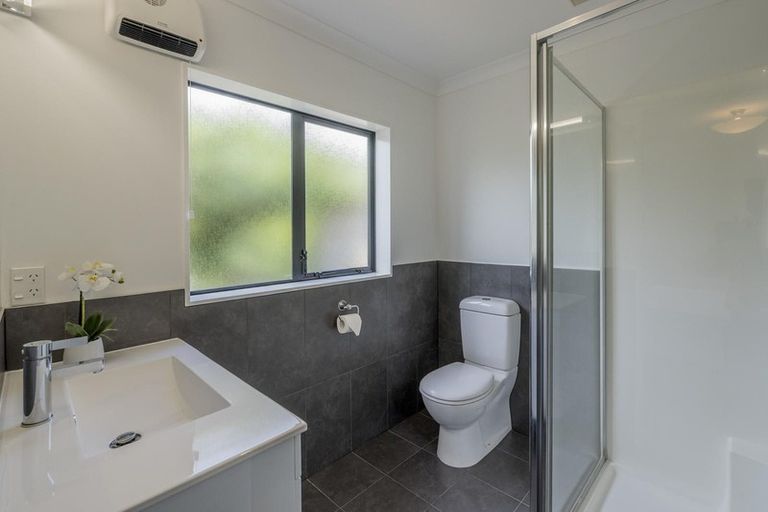 Photo of property in 65 Kotuku Drive, Paraparaumu Beach, Paraparaumu, 5032