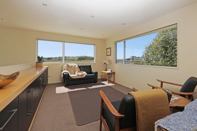 Photo of property in 141 Awamoa Road, Holmes Hill, Oamaru, 9401