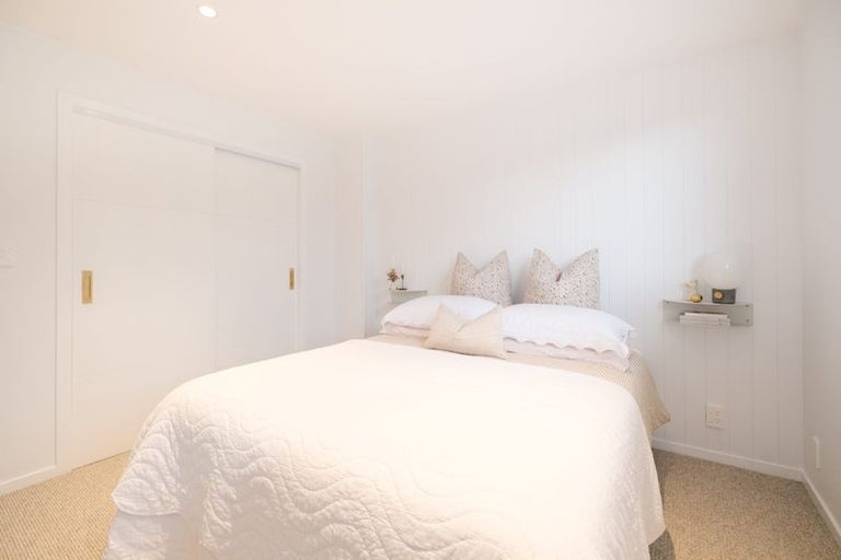 Photo of property in 13 Lynngate Place, Hillcrest, Auckland, 0627
