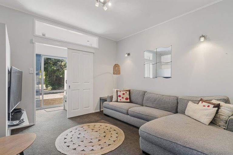 Photo of property in 1/10 Forest Glen, Orewa, 0931