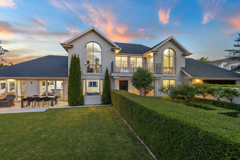 Photo of property in 1 Springvale Gardens, Harewood, Christchurch, 8051