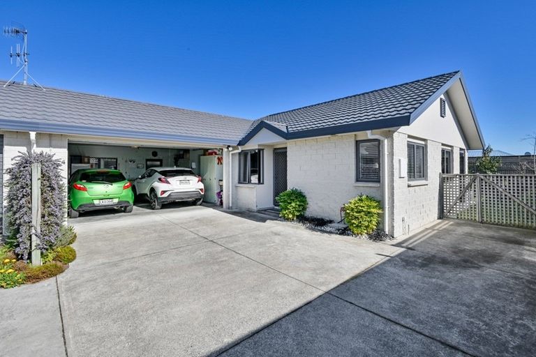 Photo of property in 304 Southampton Street West, Hastings, 4122