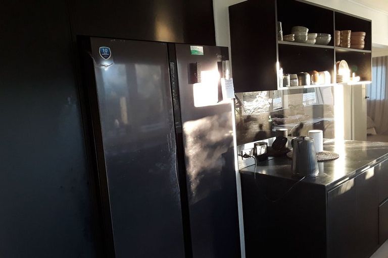 Photo of property in 1/22 Neptune Avenue, Beach Haven, Auckland, 0626