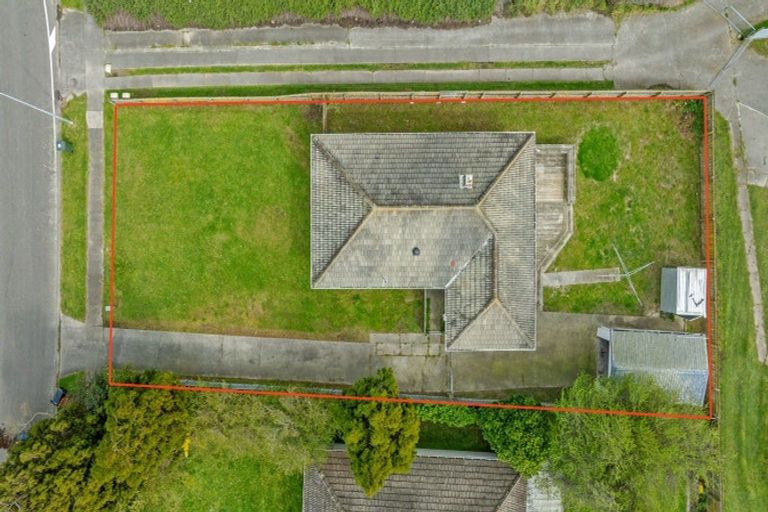 Photo of property in 21 Coventry Street, Highbury, Palmerston North, 4412